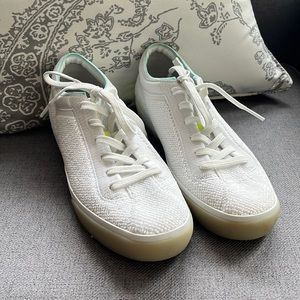 Rothys lace up sneaker size 8